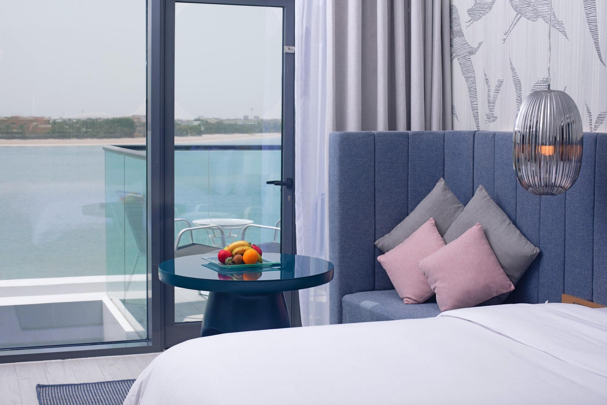 C Central Hotel And Resort The Palm Dubai Exterior photo